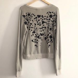 Wildfox Gray pullover with black leopard pattern